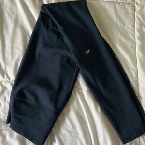 Alo airlift warrior leggings. Navy blue.